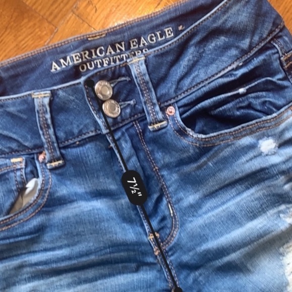 American Eagle distressed artist crop jeans - Picture 5 of 6